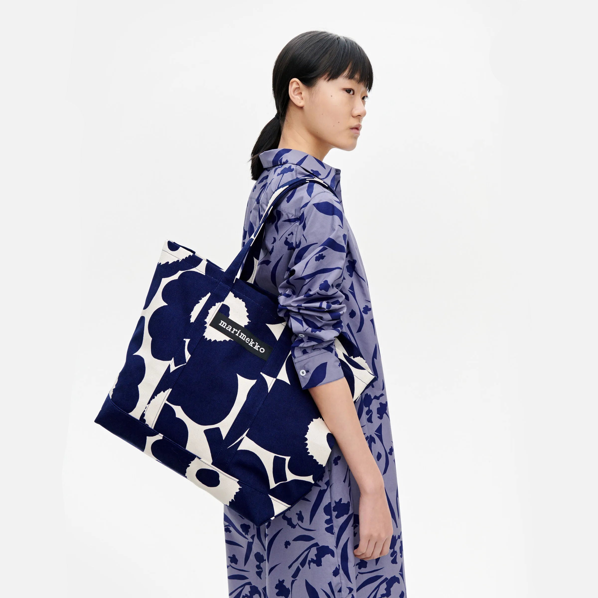 値引き値引きPIKKU PERUSKASSI UNIKKO BAG トートバッグ | www.lutrymed.ch