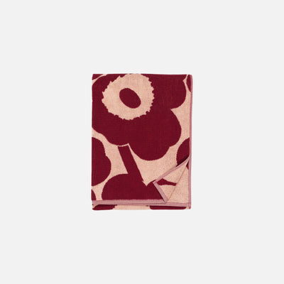 Unikko Bath Towel 70 X 150 Cm - pink, dark cherry